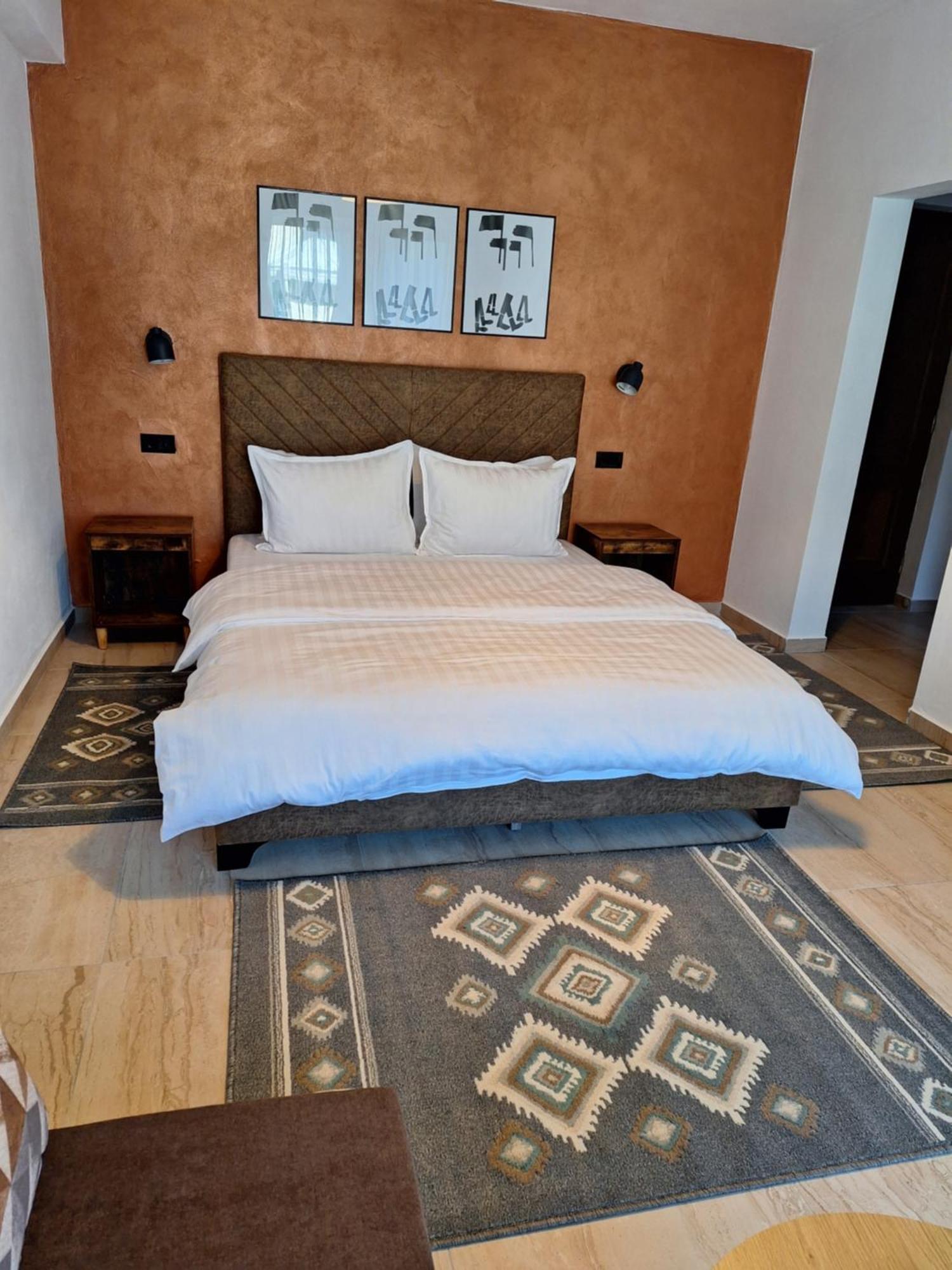 Danifeld Inn Voronet Esterno foto